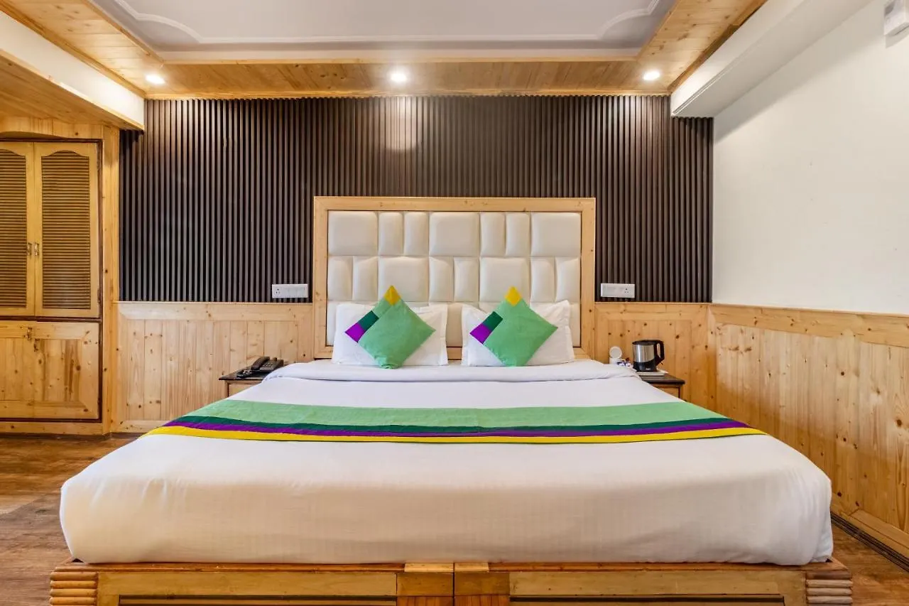Hotel Treebo Greenland, Mall Road Shimla