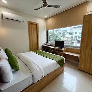 Utsav Grand Hotel