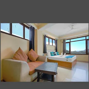 Avon ***** Shimla